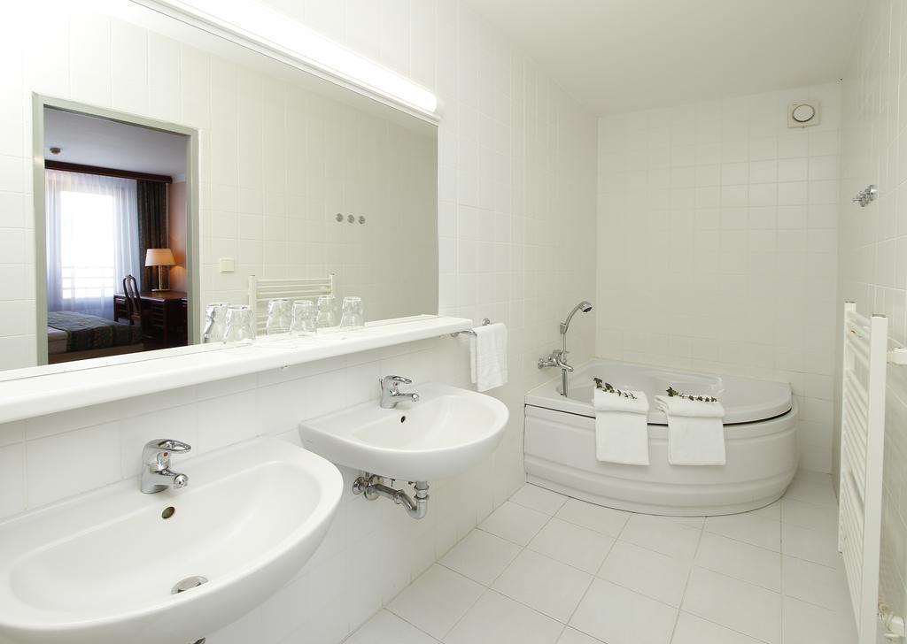 Hotel Krakonos Mariánské Lázně Cameră foto